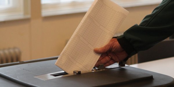 Foto: Rebecca heeft een verstandelijke beperking en houdt van de politiek